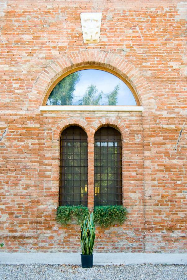All'Albaro Agriturismo Salizzole Eksteriør bilde