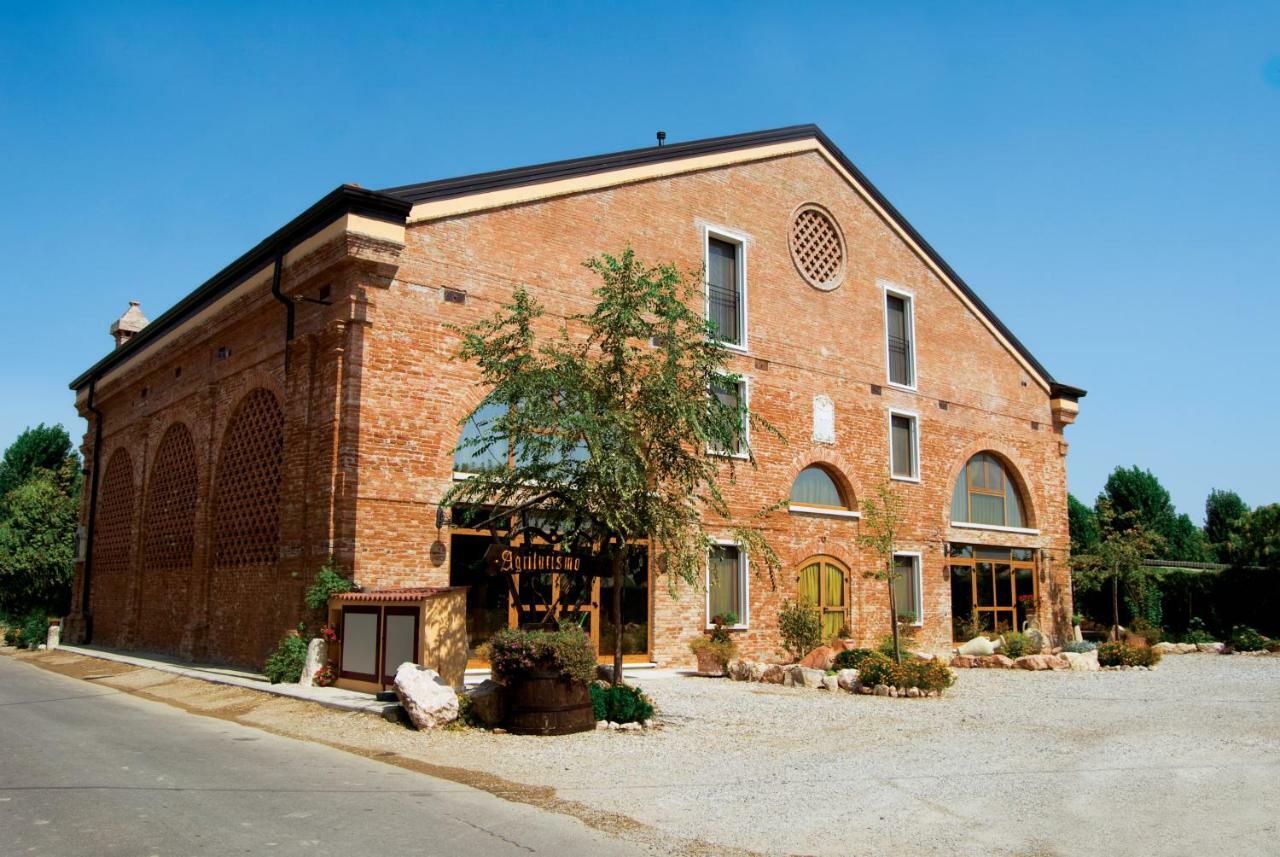 All'Albaro Agriturismo Salizzole Eksteriør bilde