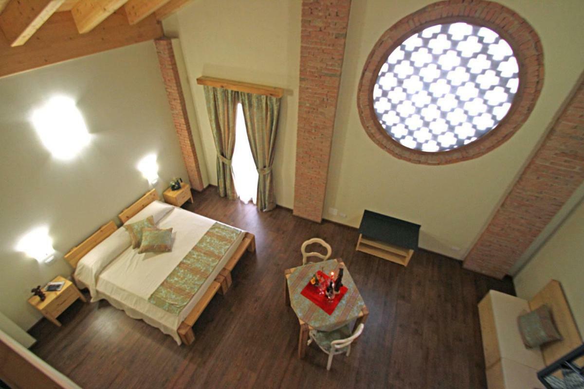 All'Albaro Agriturismo Salizzole Eksteriør bilde